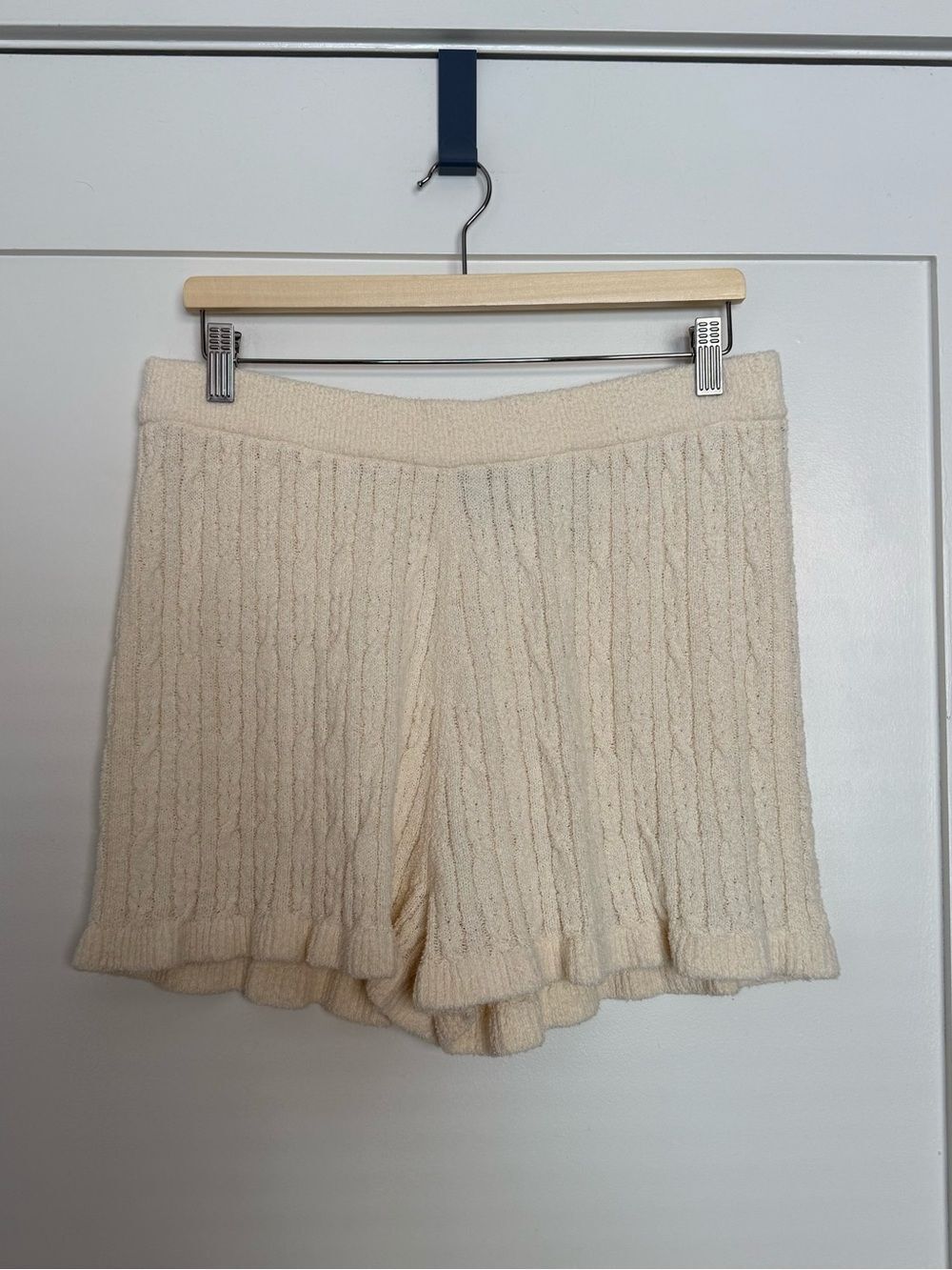 & Other Stories Shorts Womens Sz L Ivory Cable Knit Textured Pull On Lounge Boho
